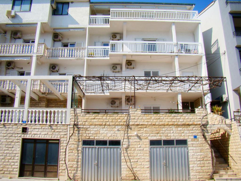 Apartments Anka Duće Екстериор снимка