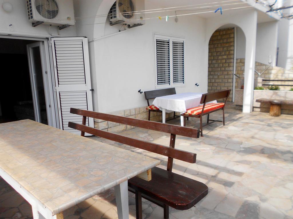 Apartments Anka Duće Екстериор снимка