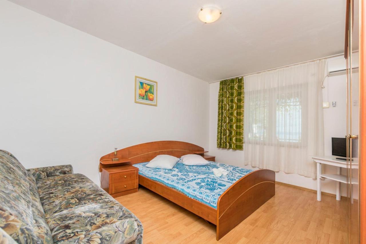 Apartments Anka Duće Екстериор снимка